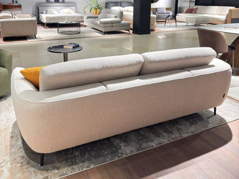 Диван итальянский Nicolettihome Daiquiri W213 светло-серый двухместный - вид сзади