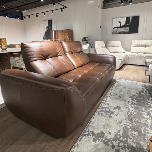 Диван итальянский Nicolettihome Esprit с шагающей спинкой - двухместный кожаный W222 коньяк