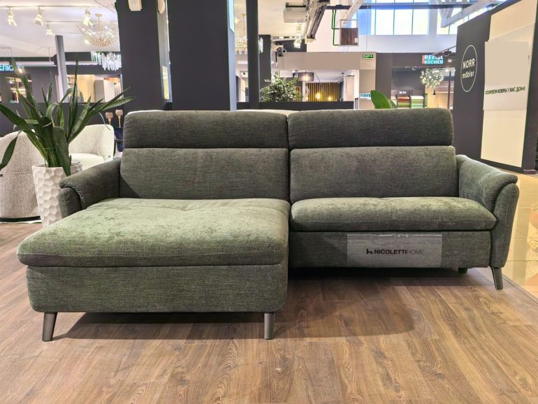 Диван итальянский Nicolettihome Falabella - с одним реклайнером, зеленый