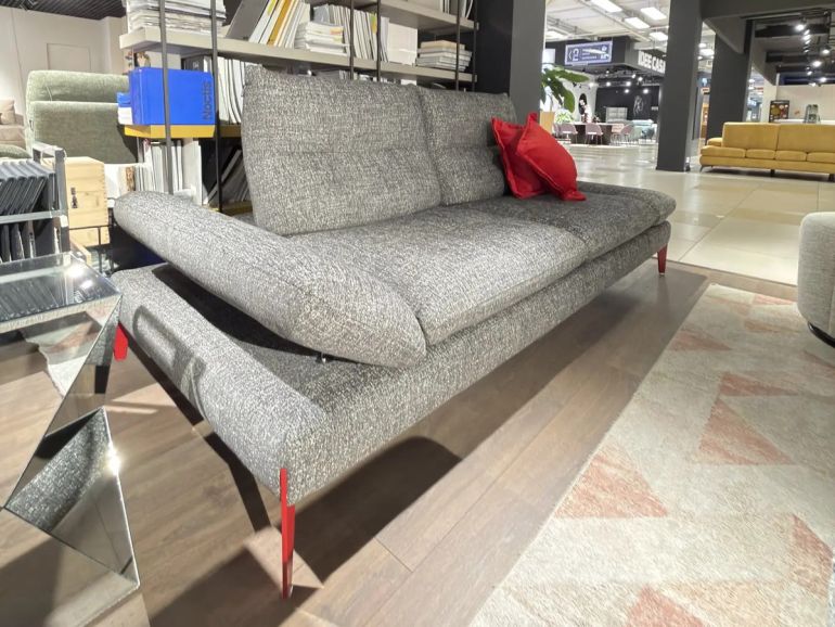 Диван итальянский Nicolettihome Monnalisa W236 серо-черный двухместный