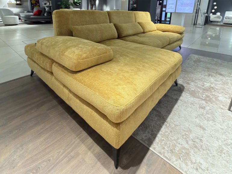 Диван итальянский Nicolettihome Serena - угловой, букле, рогожка, горчично - желтый