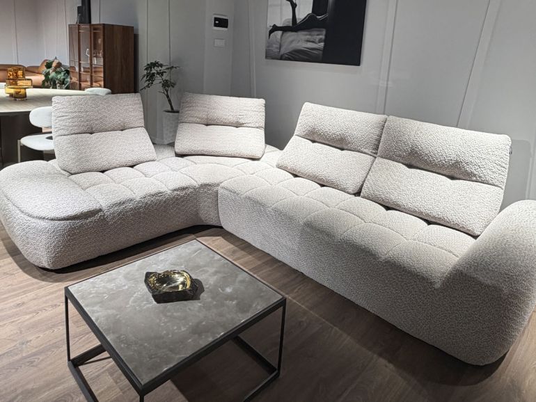 Диван итальянский угловой Nicolettihome Esprit W313 с шагающей спинкой, бежевый