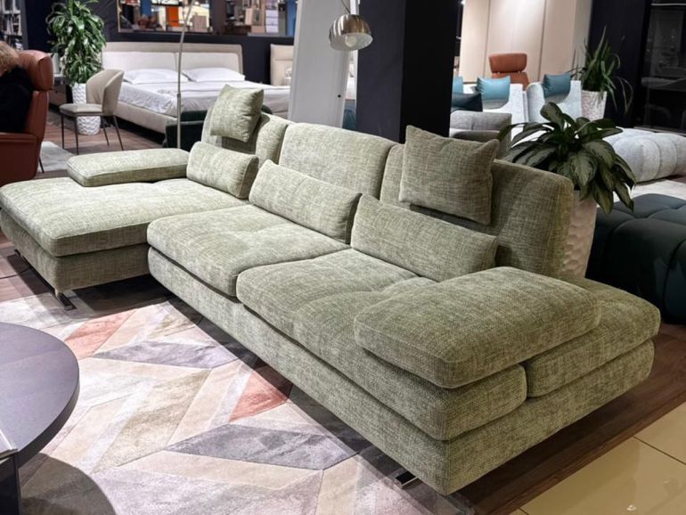 Диван итальянский угловой Nicolettihome Serena W313 зеленый