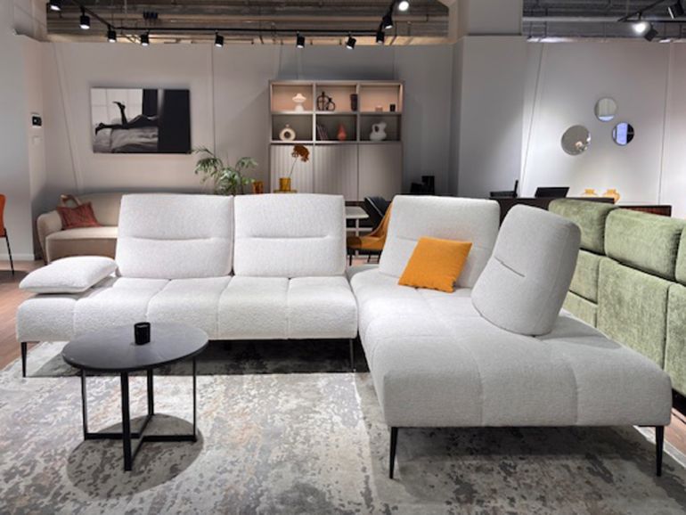 Диван итальянский угловой Nicolettihome Soul W307 белый