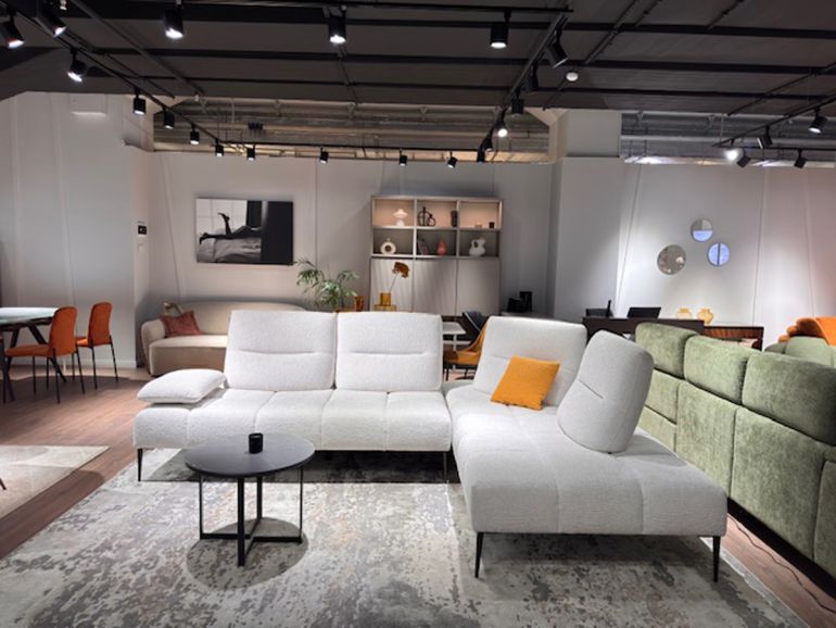 Диван итальянский угловой Nicolettihome Soul W307 белый