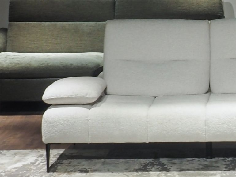 Диван итальянский угловой Nicolettihome Soul W307 белый - вид подлокотника
