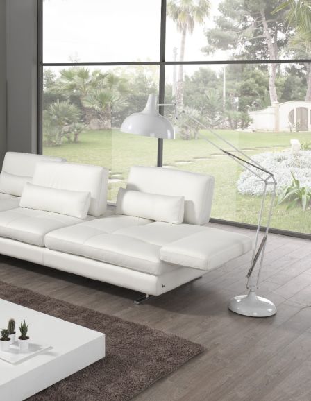 Диван итальянский Nicolettihome Serena - разложенная спинка и подлокотник