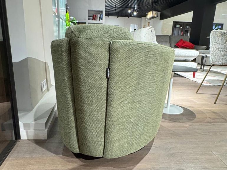 Кресло Nicolettihome Ketty W79