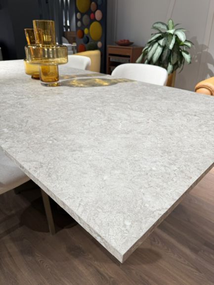 Стол обеденный Tomasella Grotticelle W220 под камень, серый, металл бронзовый
